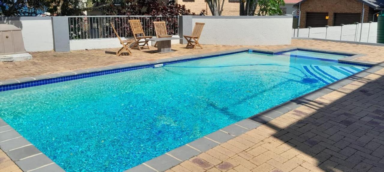 פורט אדוארד The Wishing Well Guest House Self-Catering מראה חיצוני תמונה