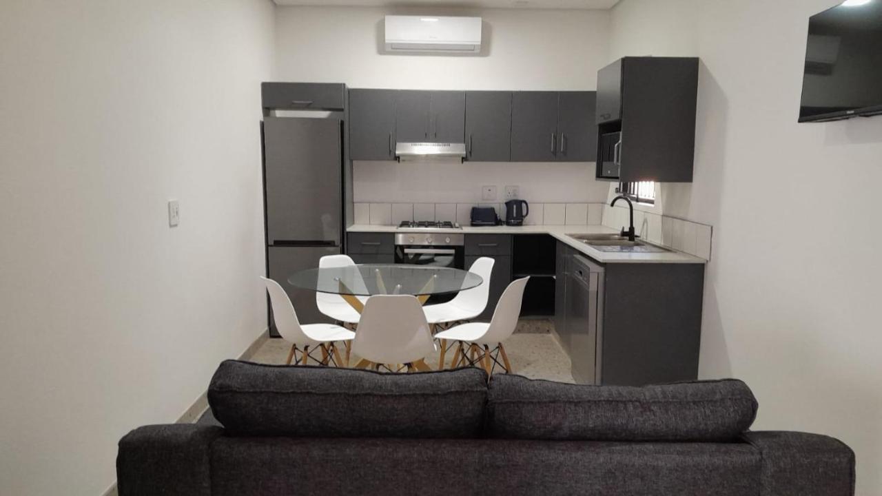 פורט אדוארד The Wishing Well Guest House Self-Catering מראה חיצוני תמונה