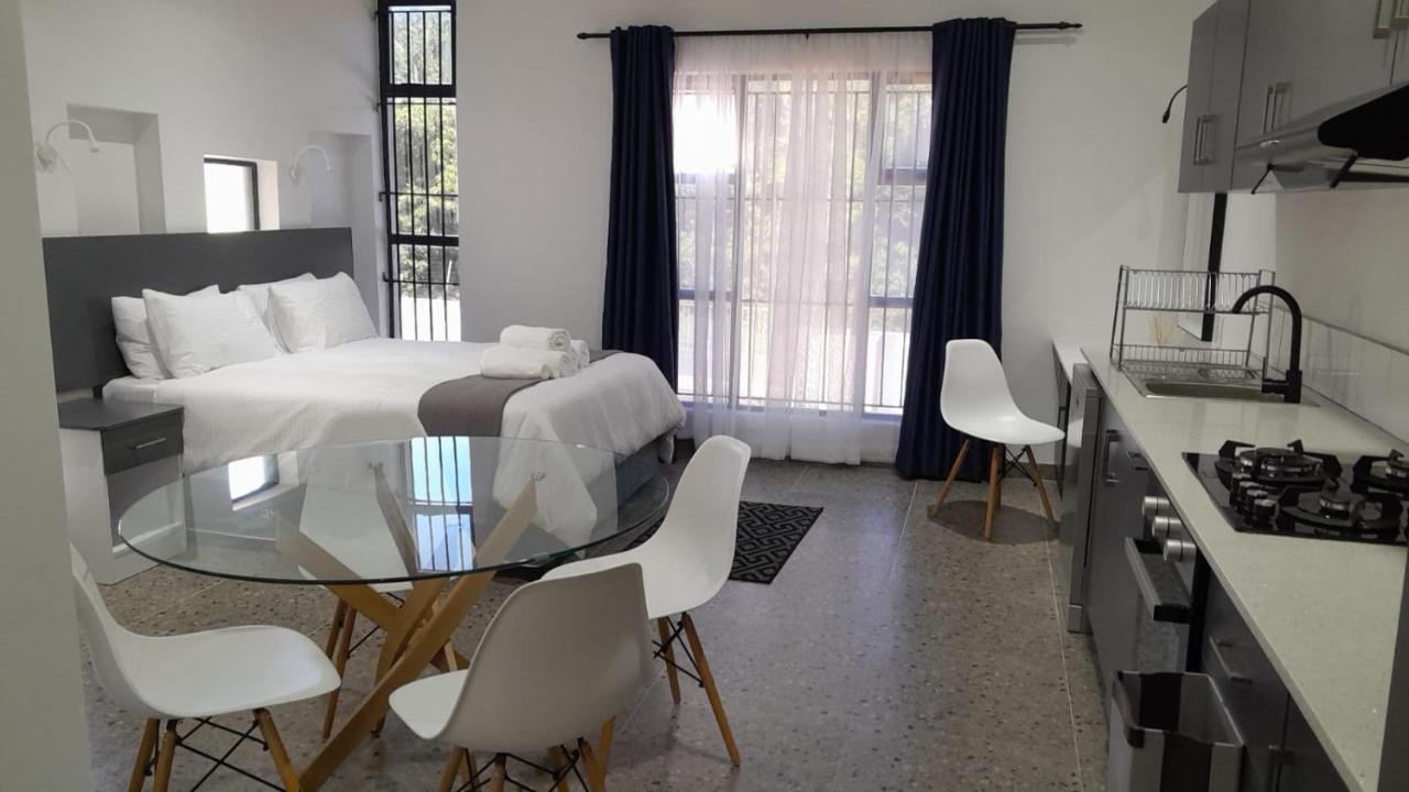 פורט אדוארד The Wishing Well Guest House Self-Catering מראה חיצוני תמונה