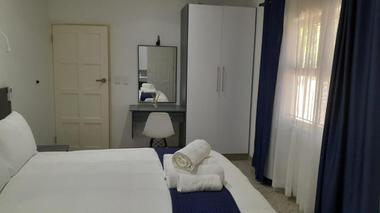 פורט אדוארד The Wishing Well Guest House Self-Catering מראה חיצוני תמונה