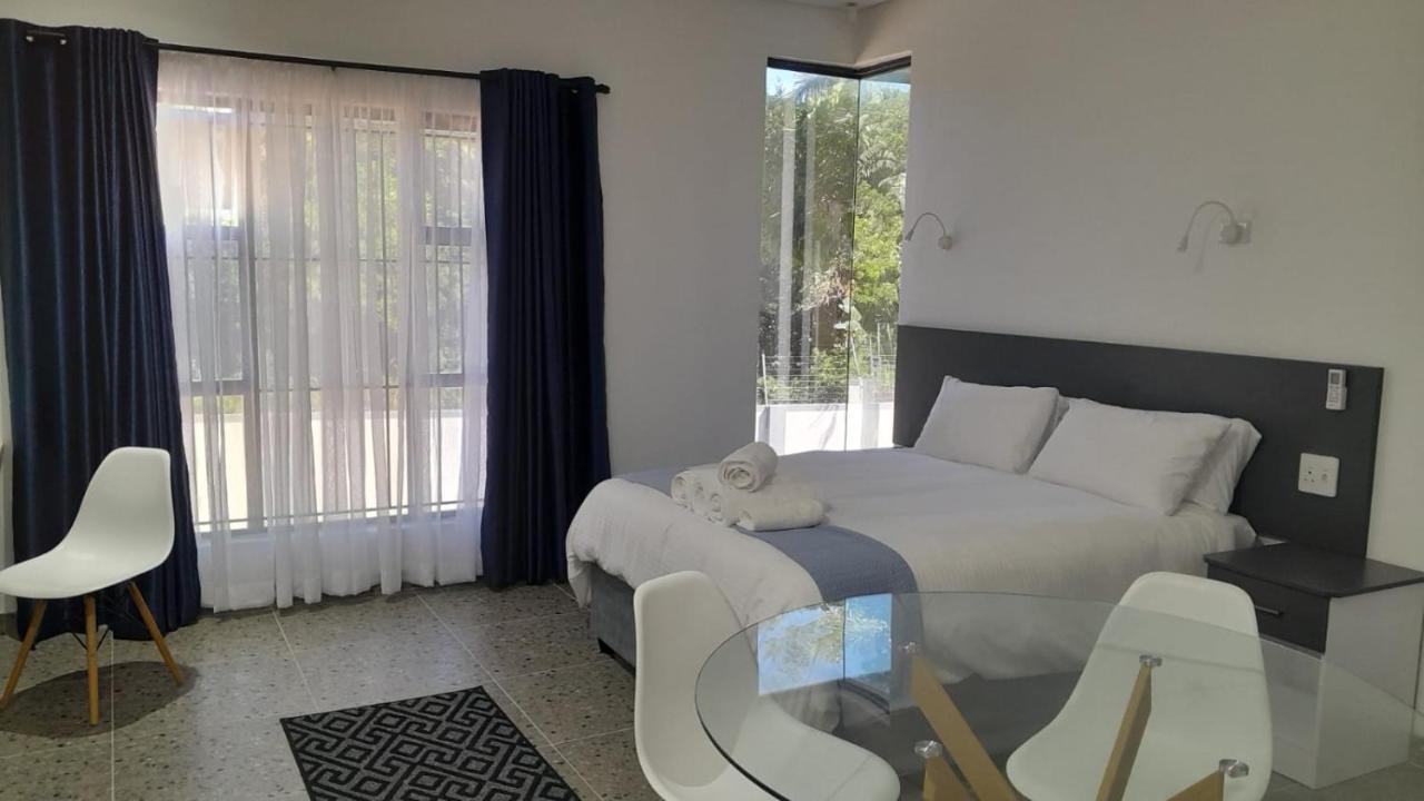 פורט אדוארד The Wishing Well Guest House Self-Catering מראה חיצוני תמונה