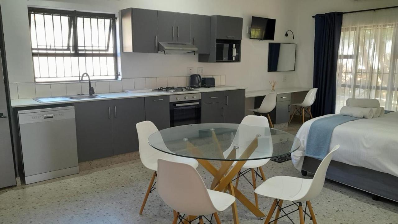 פורט אדוארד The Wishing Well Guest House Self-Catering מראה חיצוני תמונה